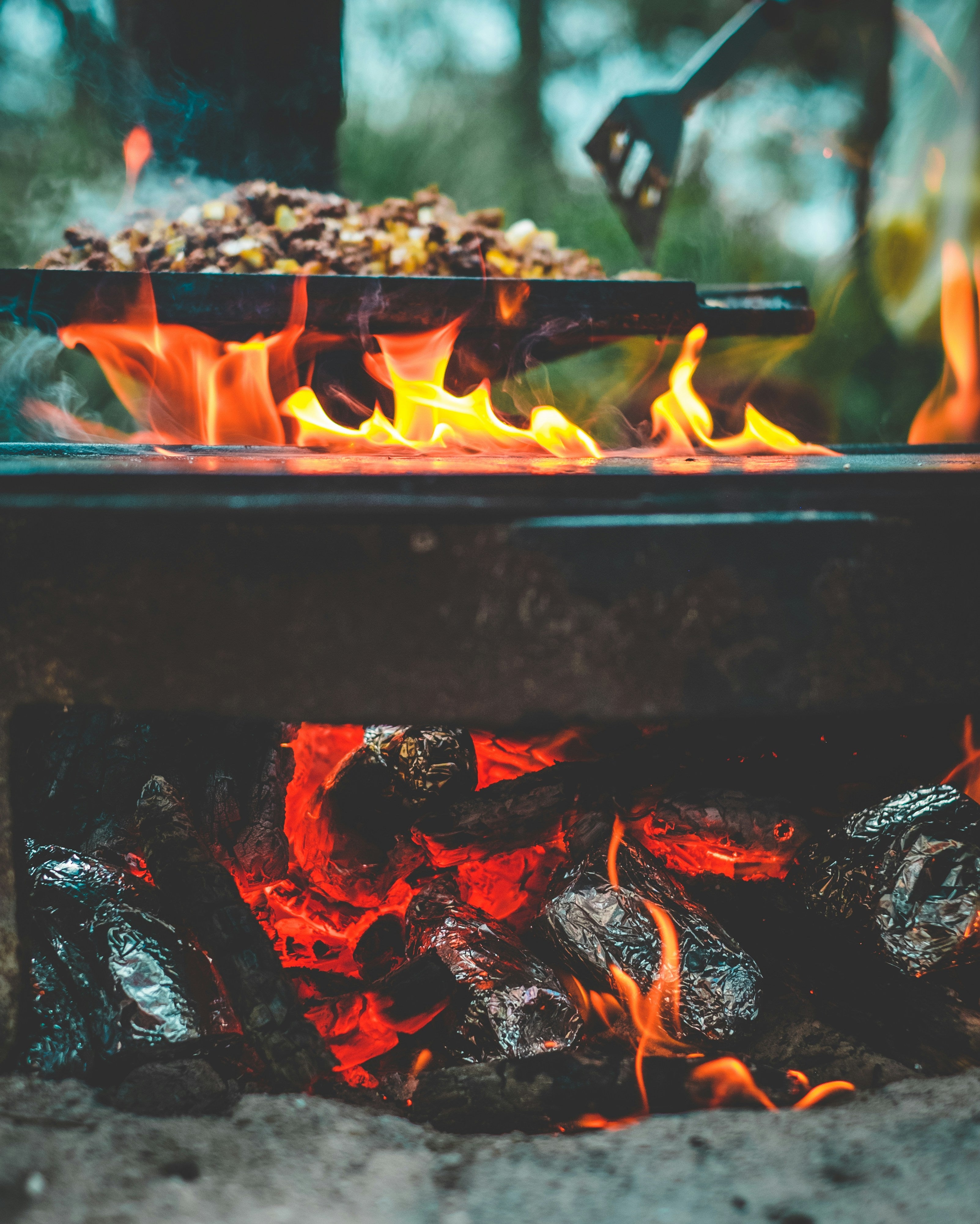 Kochen im Freien: Outdoor-Küche und kreative Picknick-Ideen