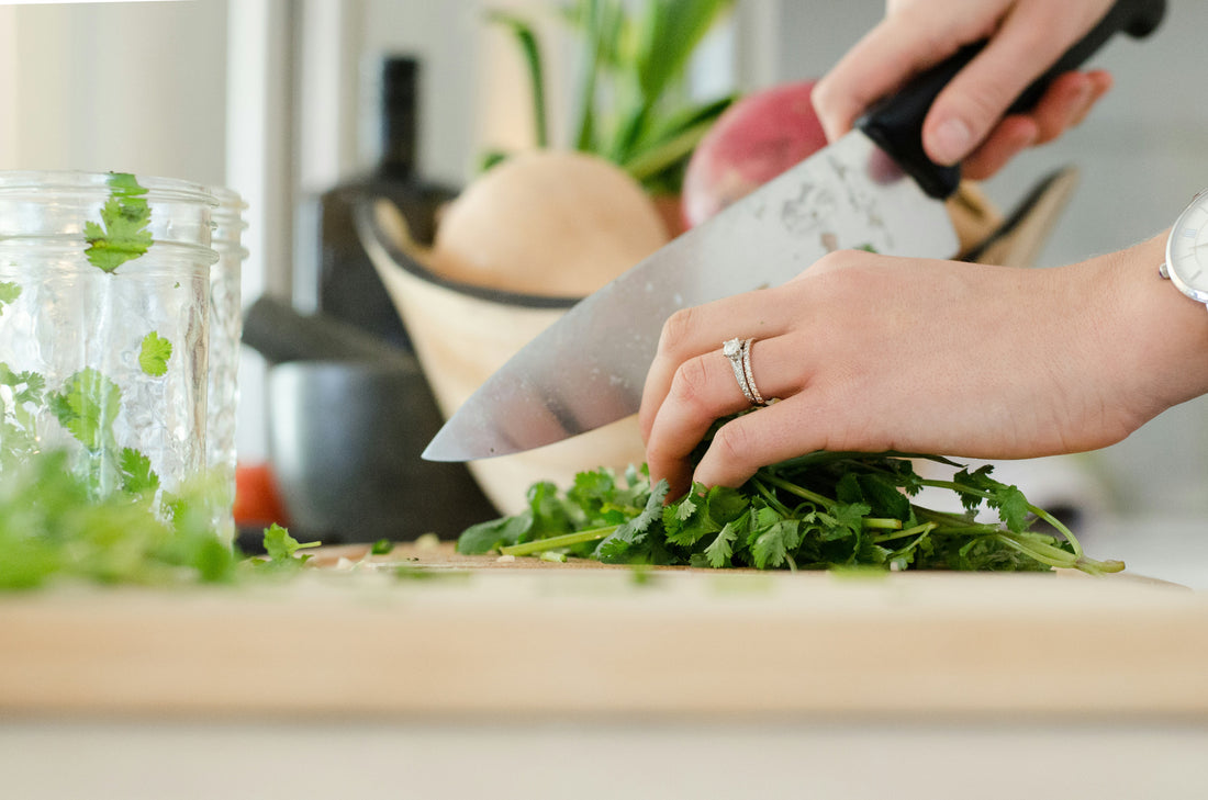 Kochen für Anfänger: Grundlegende Tipps und Techniken für den Einstieg